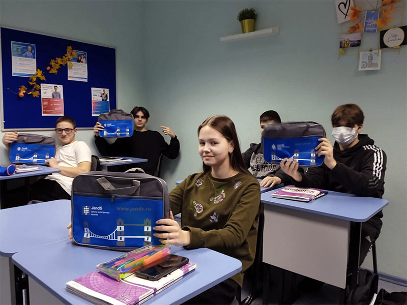 Учиться в новосибирске. Новосибирский государственный университет экономики и управления. Городские проекты департамента образования москвы. Областной центр образования новосибирск. Бесплатное обучение в новосибирске.